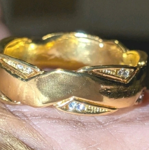 Elegant Mens Gold Plated Ring Sz 13 - Picture 4 of 16